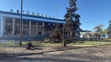 Наслідки обстрілу ворогом автовокзалу в Слов'янську