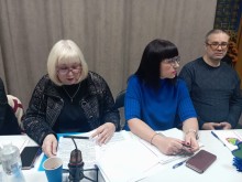 начальниця управління соціального захисту населення Мар’їнської міської військової адміністрації Наталія Бондаренко доповідає про стан реалізації ветеранської політики та додаткові соціальні гарантії за рахунок коштів місцевого бюджету громади