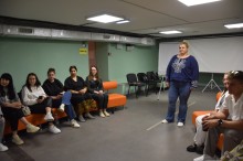 Представники молодіжних рад та працівник Департаменту,при обговорювані проблем молоді