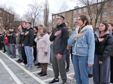 Учасники заходу під час гімну України