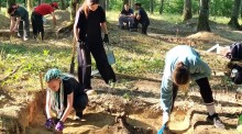 Студенти Маріупольського університету проводять розкопки