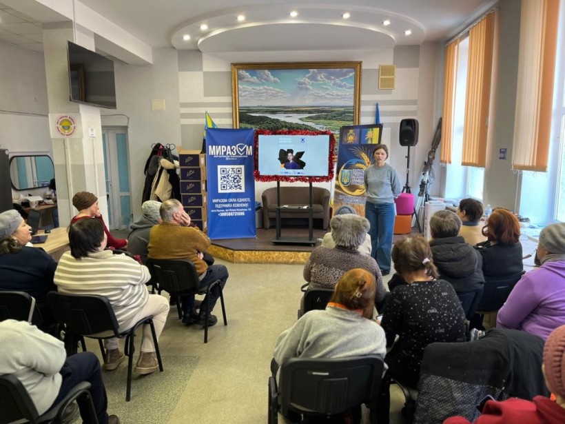 Художниця Богдана Корогод презентувала свій мистецький проєкт «Гуманітарна допомога»