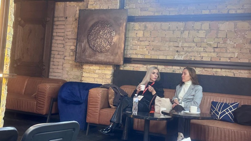 Спілкування з Людмилою Апостол, менеджеркою з розселення БФ «Схід SOS»