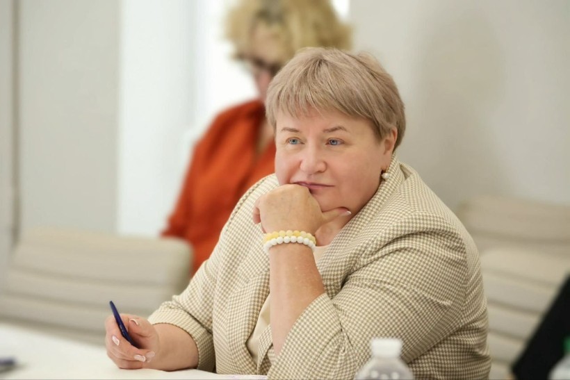 Начальниця управління сім’ї, молоді та національно-патріотичного виховання веде колегію управління Лілія Золкіна