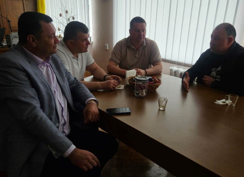 Зустріч керівника Сартанської громади з представниками Старосамбірської громади