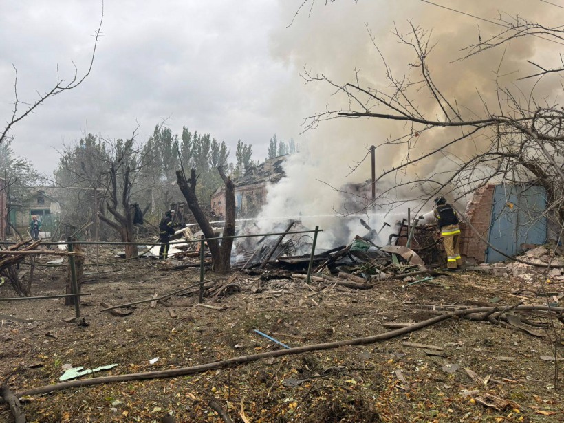 Зруйнований ворожим ударок будинок у Слов'янську