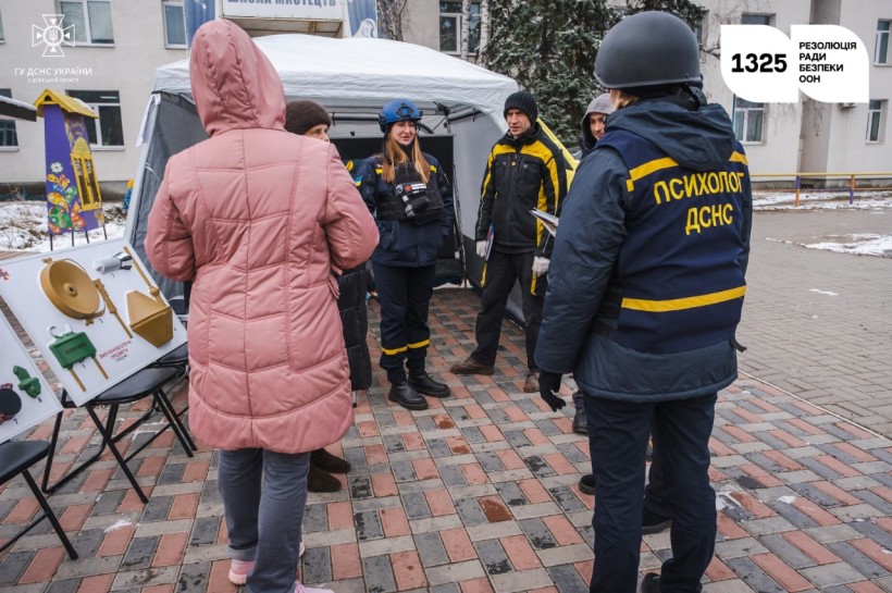 Рятувальники розповідають про мінну безпеку