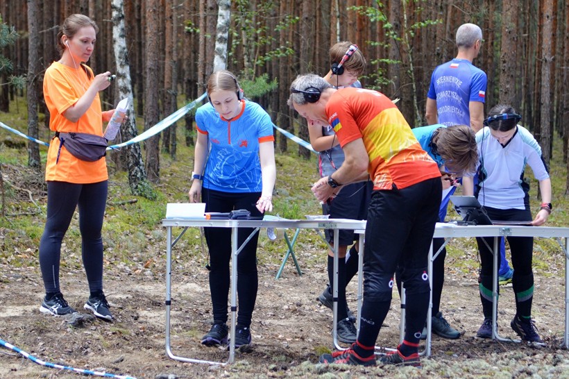 Орієнтувальниця Донеччини Орина Іванько на старті чемпіонату Європи в Польщі