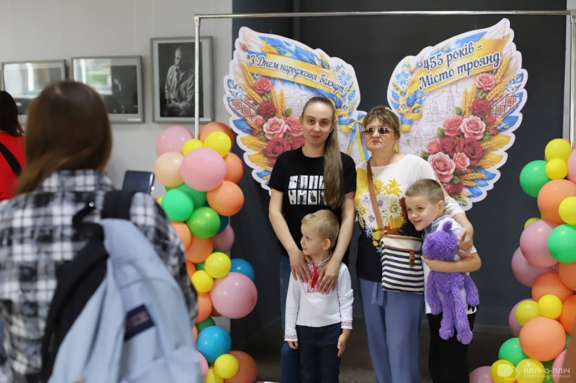 Фотозона до Дня народження Бахмута