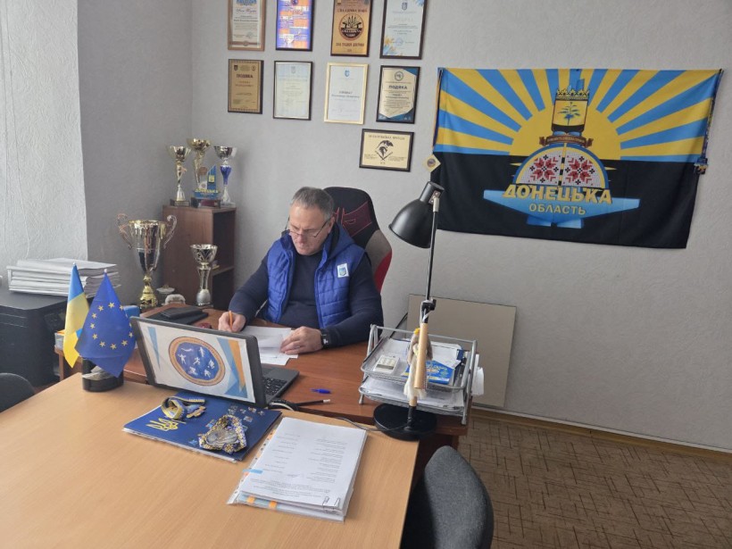 Мицик Володимир 
Начальник управління фізичної культури та спорту