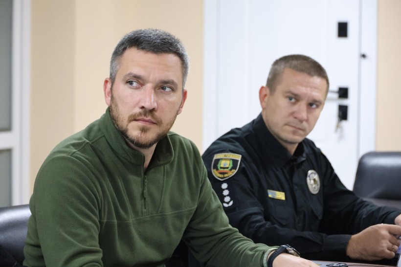 Члени засідання Ради оборони Донецької області