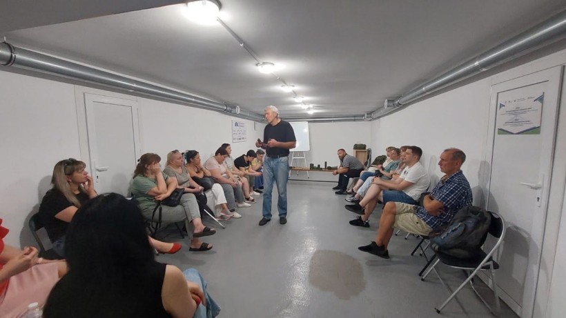 Основні етапи навчального курсу: теоретичні заняття та практичне відпрацювання навичок