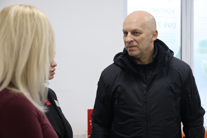 Голова Донецької облдержадміністрації Вадим Філашкін спілкується