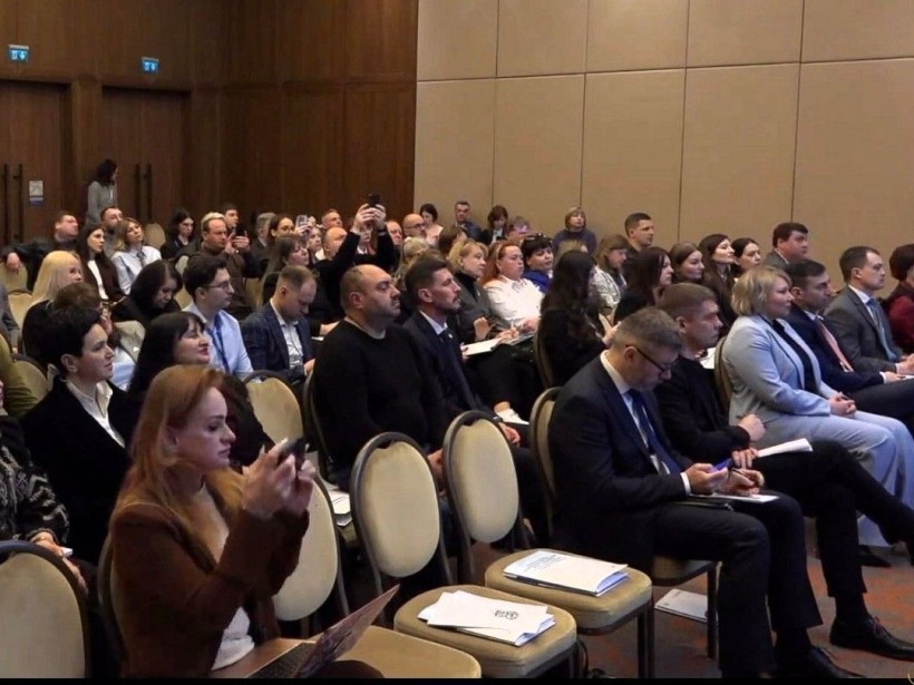 Загальне фото учасників заходу