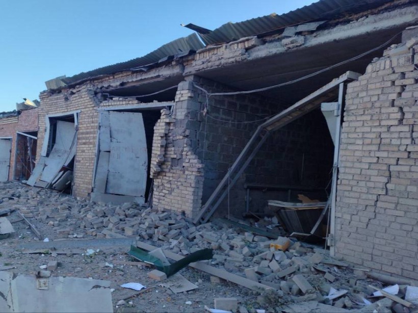 Пошкоджені гаражі після ворожого обстрілу