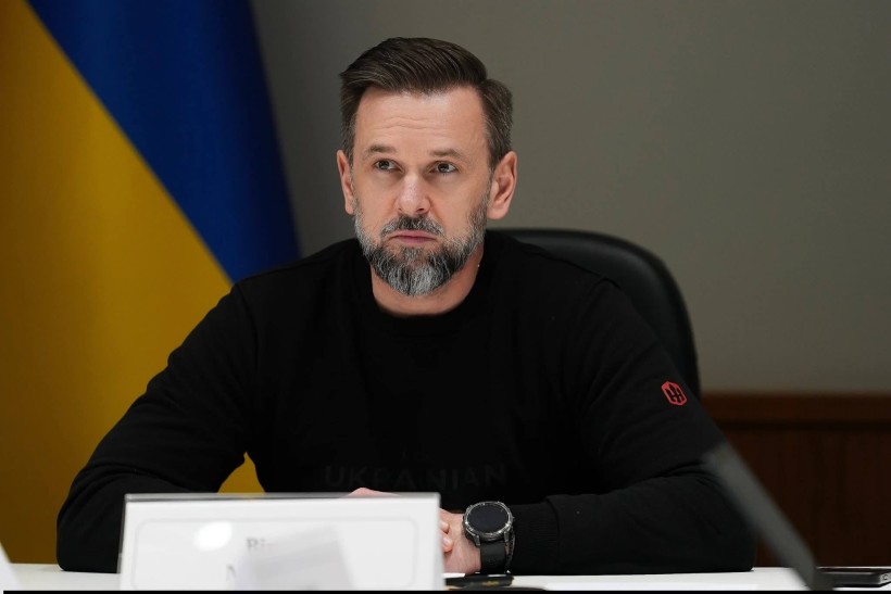 Віктор Микита під час засідання з керівництвом Офісу Президента України