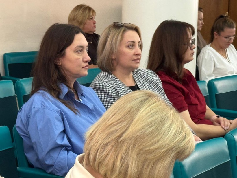 Представники від Донецької області беруть участь у виїзній стратегічній сесії