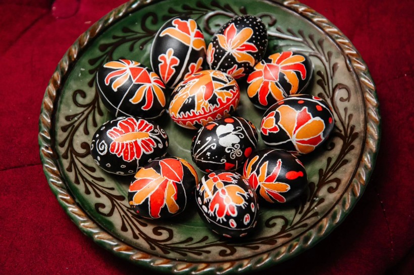 Розписані писанки.