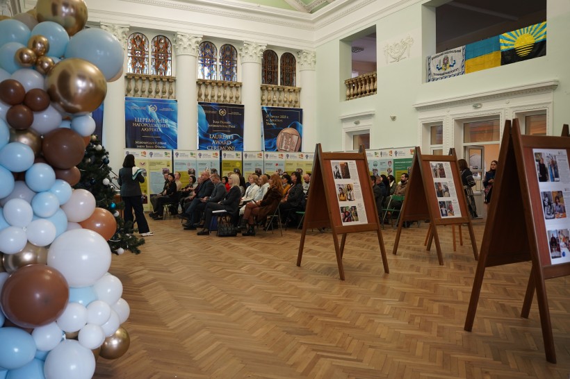 Проведення панельних дискусій фестивалю