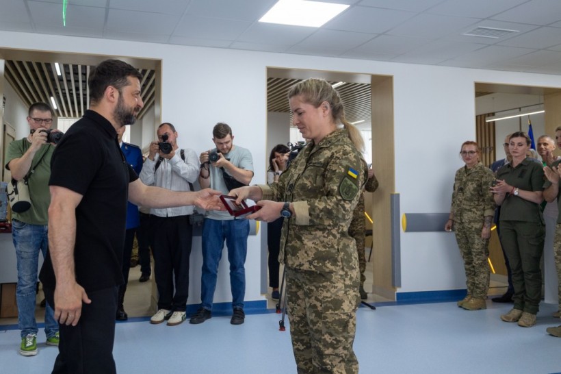 Президент України вітає військових медиків