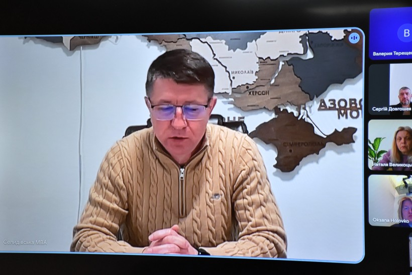 Анатолій Немченко доповідає онлайн