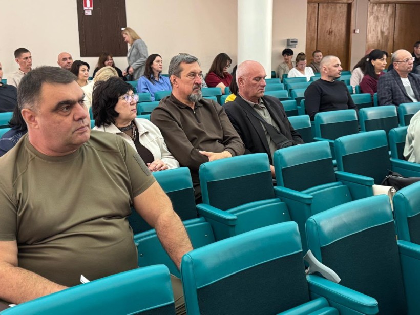 Представники від Донецької області беруть участь у виїзній стратегічній сесії