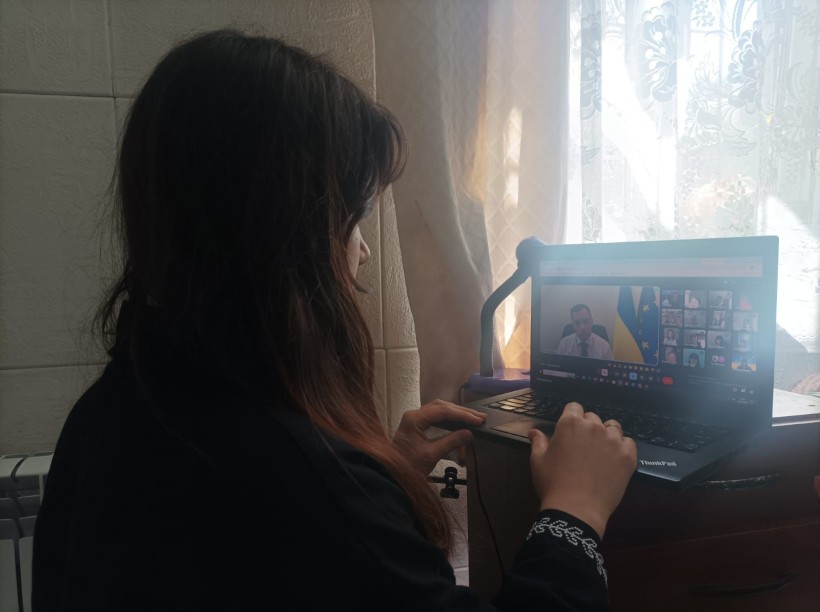 ⁠Учасник заходу онлайн