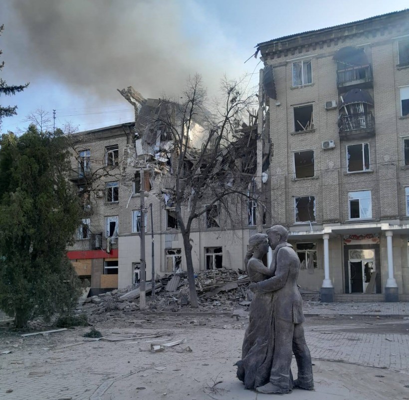 Зруйновані будинки в центрі Дружківки