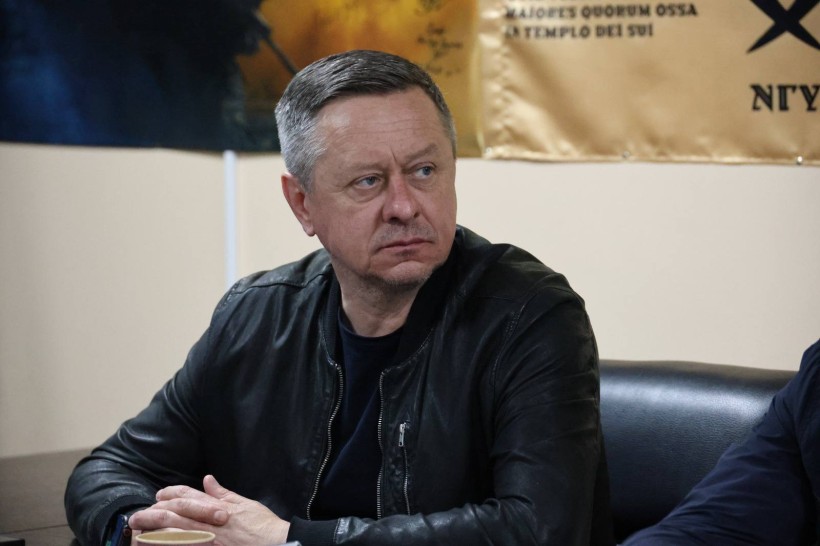 Фото без опису