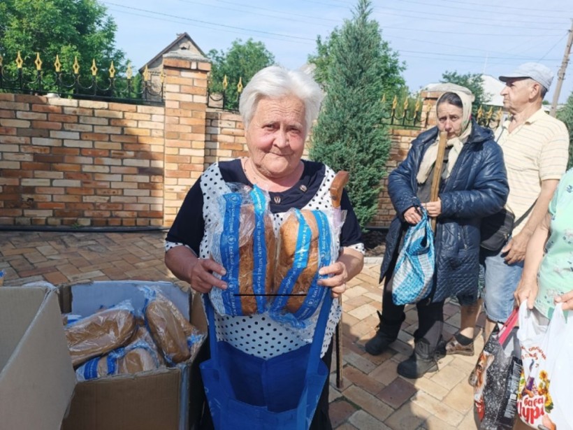 Мешканці громад Донеччини забезпечуються хлібобулочними виробами
