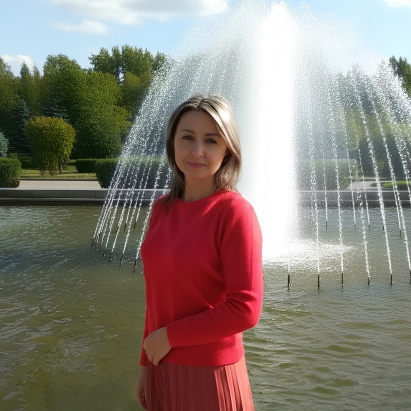 Наталія Бабанська – учасниця обласного конкурсу «Жінка Донеччини» 2025 року, номінація «Серце, що дарує родину»