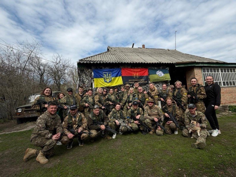 Спільне фото учасників курсу