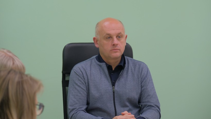 Перший заступник голови Донеччини Юрій Вінокуро, присутній на нараді з Міністерством.