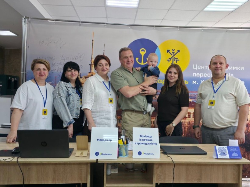 Загальне фото учасників і учасниць заходу
