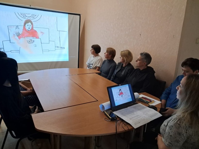 У хабі «Добропільщина – сила єднання» (м. Дніпро) на правовому заході «Разом – ми громада, навіть в евакуації» обговорили важливість згуртованості й ролі активних громадян у житті суспільства.