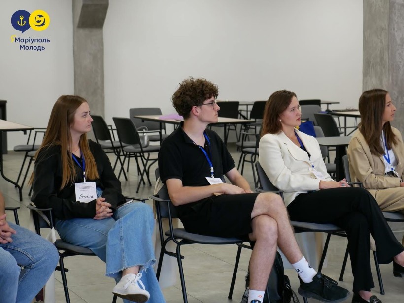 Представники Маріупольської молодіжної ради на тренінгу