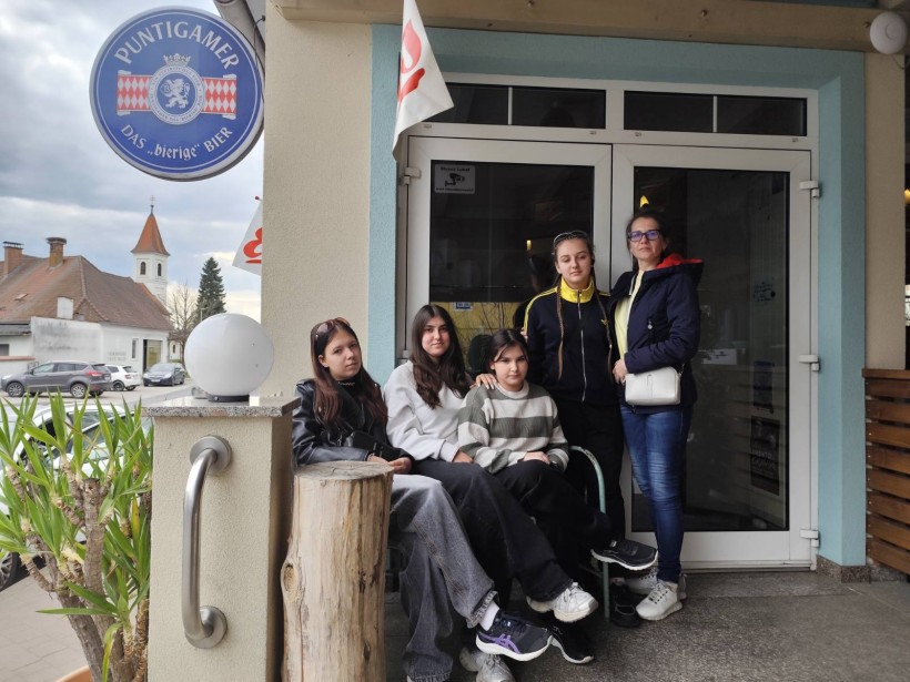 Учні Северської громади відвідали винний квартал у Халінгенбрунні.