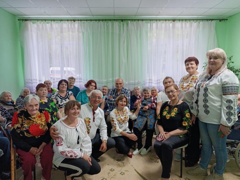 відзначення Дня Конституції мешканцями Бахмутського психоневрологічного інтернату