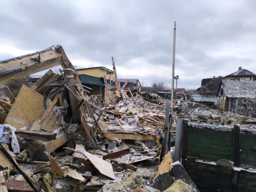 Зруйновані будівлі в результаті ворожого обстрілу