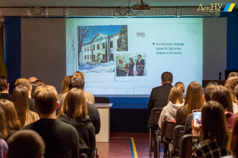 Представники ДонНУ ім. Василя Стуса, учасники робочої зустрічі з делегацією Представництва НАТО в Україні