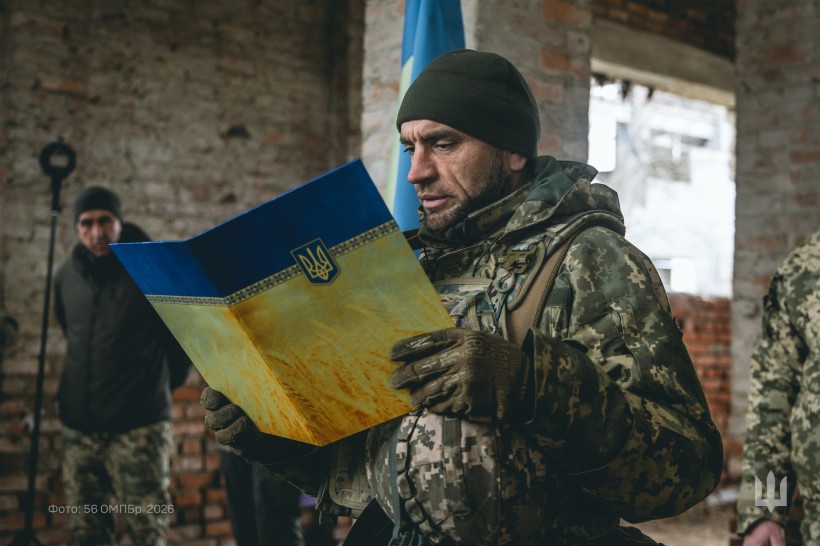 Новобранці складають присягу.