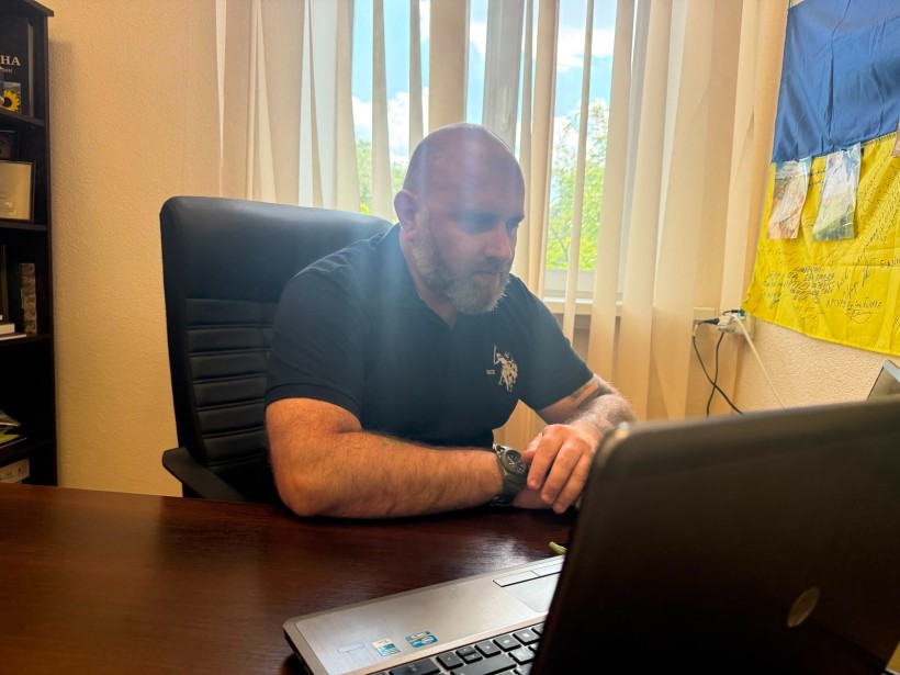 Начальник управління з питань ветеранської політики облдержадміністрації Артур НАСІБЯН розповів про державні програми щодо забезпечення житлом ветеранів війни та членів їх сімей, а також відповів на запитання учасників заходу