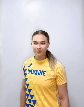 Учасниця обласного конкурсу «Молода людина року – 2026» у номінації «Провідники знань» Марія Стрєлець