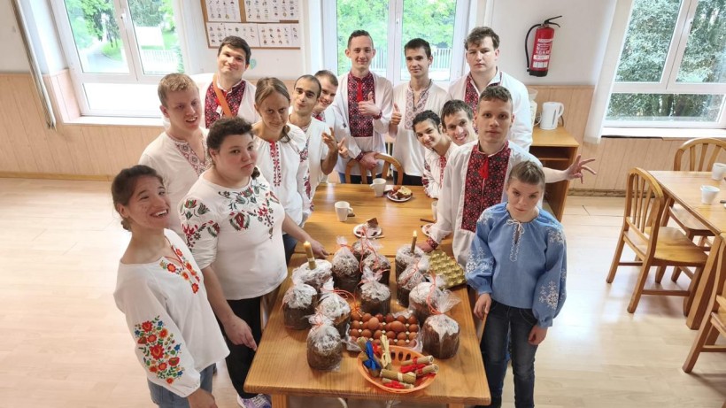 Підопічні відзначають Великдень