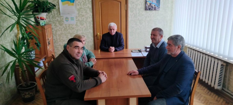 Візит керівництва Комарської громади до Обертинської громади