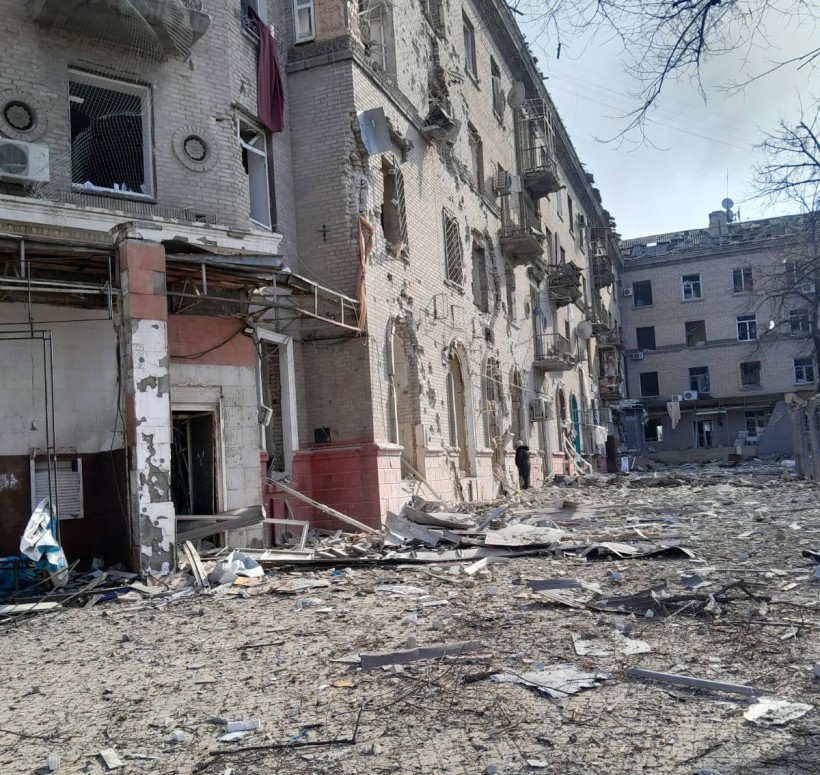 Пошкоджені будинки в центрі Дружківки