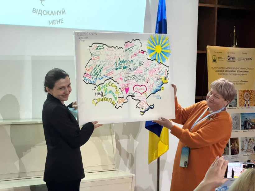 Проведення майстер-класів, виставок дитячих робіт, а також тематичних експозицій з національно-патріотичного виховання