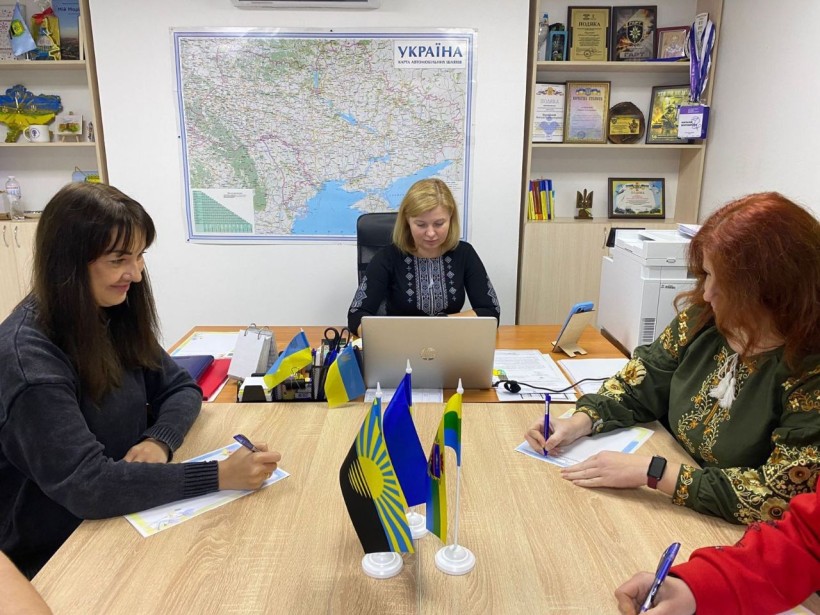 Донеччани долучились до Всеукраїнського радіодиктанту національної єдності