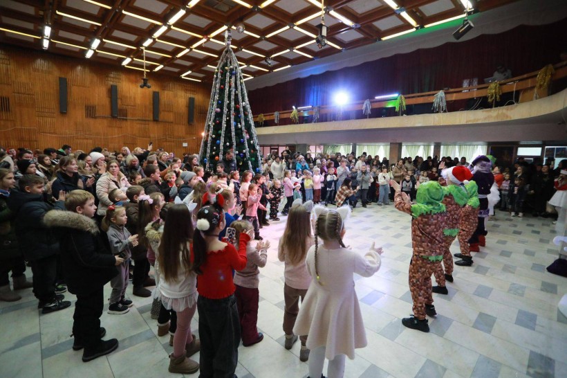 Діти Часовоярської громади беруть участь у новорічному святі в Кременчуці