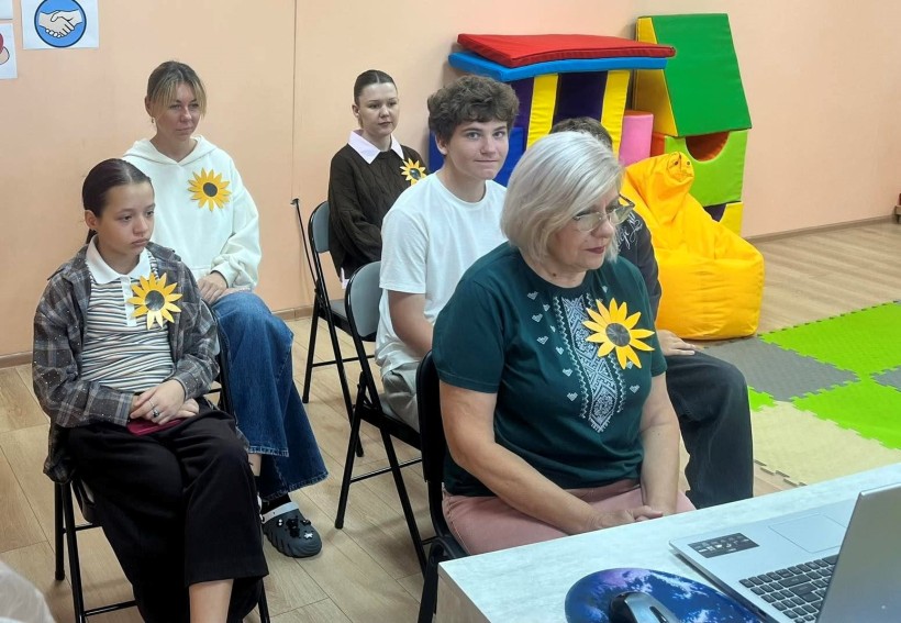 Молодь громади бере участь у пам'ятному заході